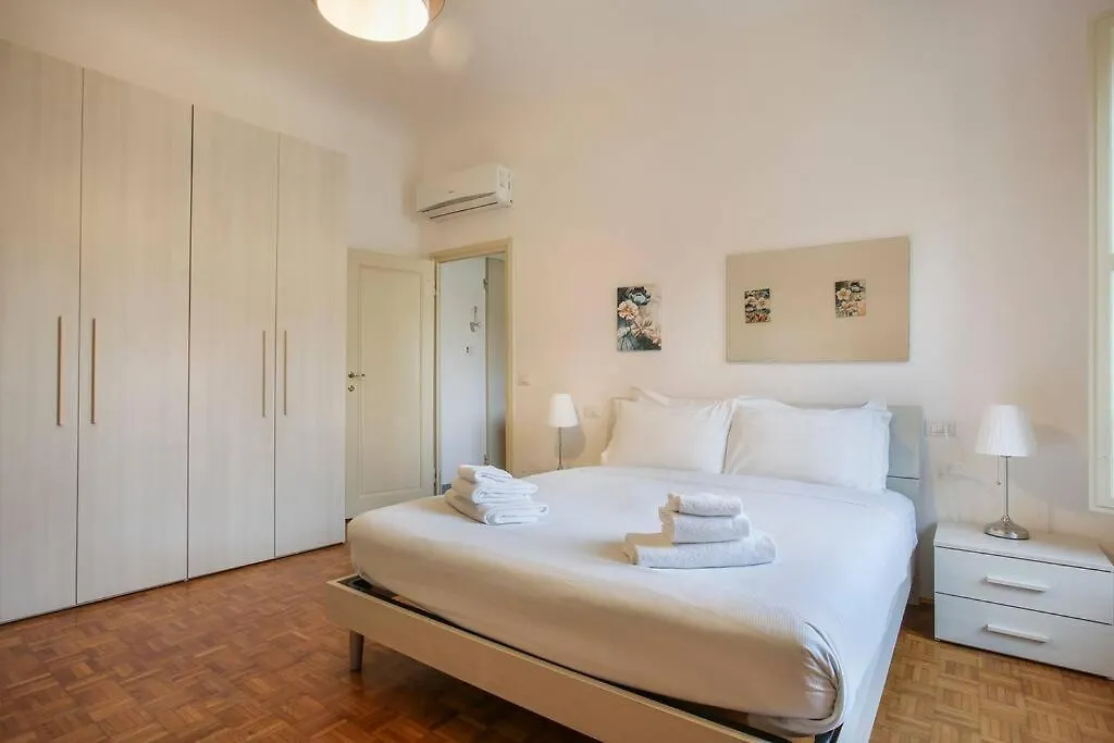 Apartment Palazzo Borghese 2 Bedroom Florence